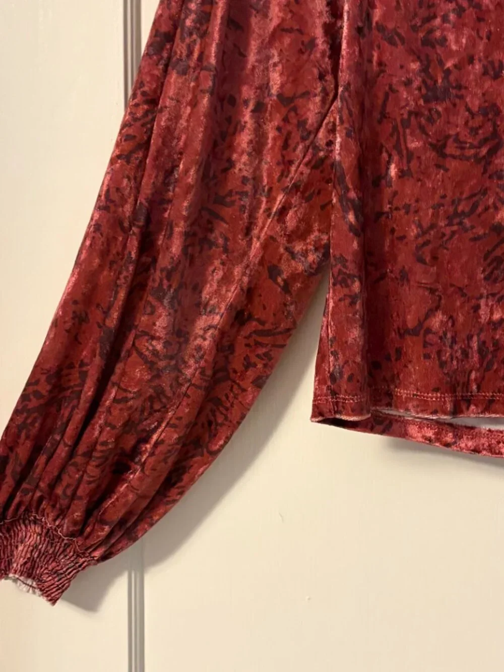 Free People Go Get 'Em Crushed Velvet Balloon Sleeve Blouse size XS bohemian